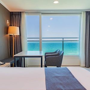 Gyeongpo Soo Hotel
